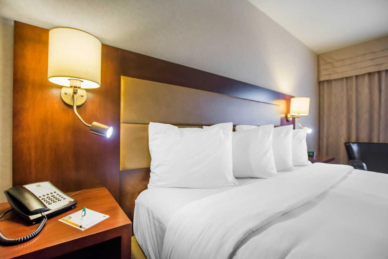 Quality Inn & Suites Val-d'Or Eksteriør bilde