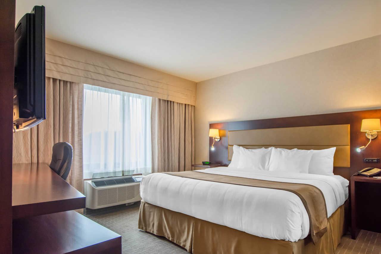 Quality Inn & Suites Val-d'Or Eksteriør bilde