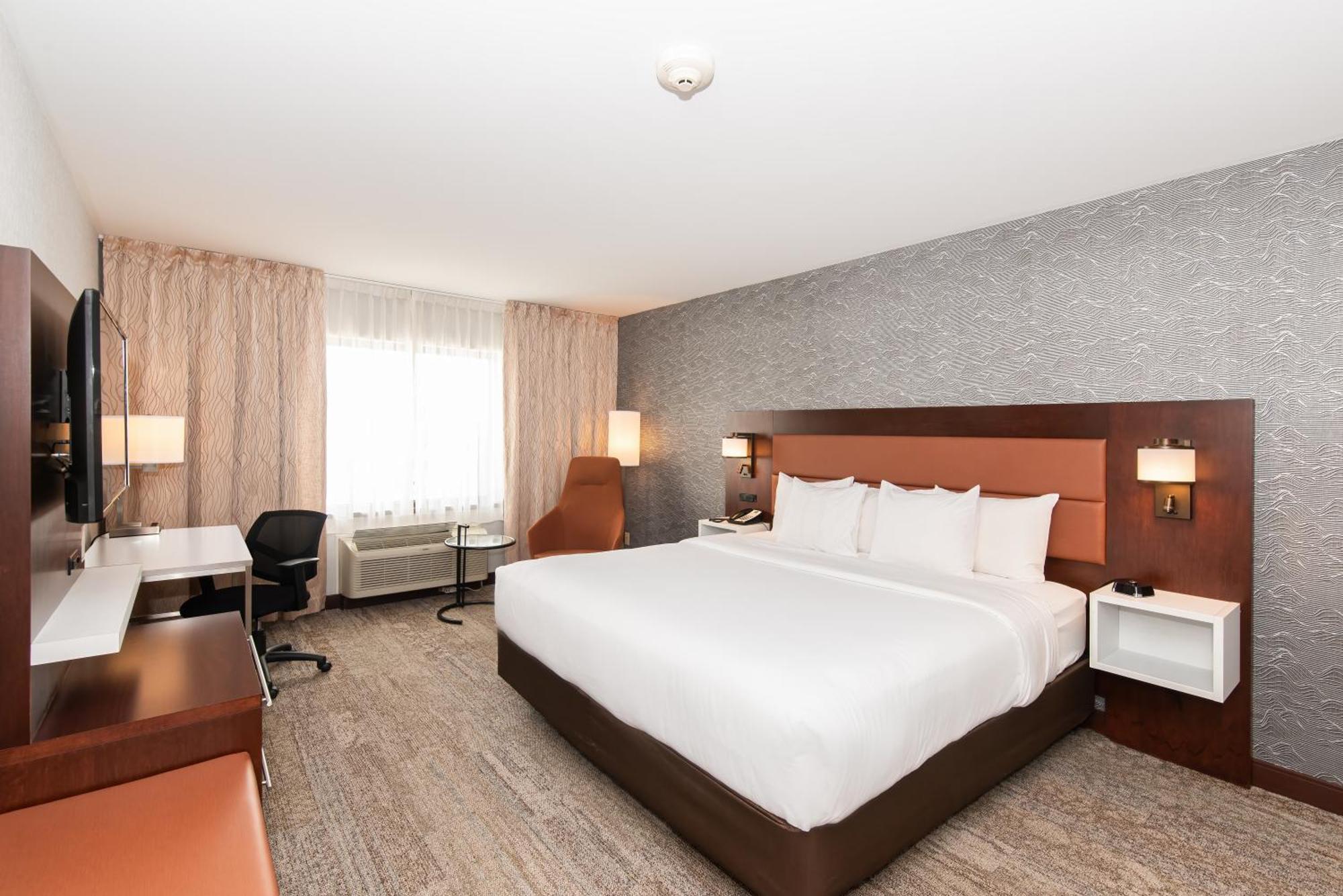 Quality Inn & Suites Val-d'Or Eksteriør bilde